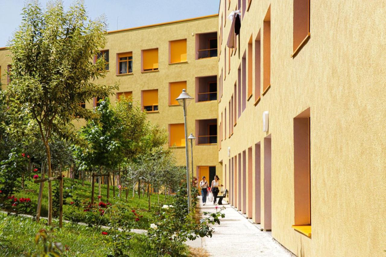 Comfy Studio At 'Mangalem21 Complex' Parking-Wifi-Ac-View Tirana Exteriér fotografie
